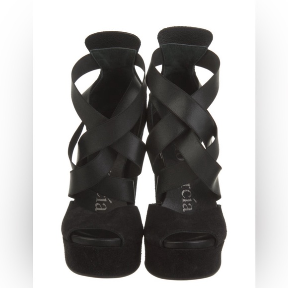 Pedro Garcia Black Suede Wedge Sandals sz 7 ex condition - Picture 3 of 6